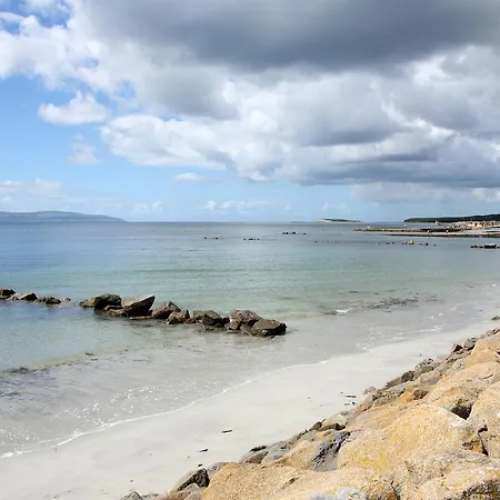 Apartment Center - 3 Minutes Walk To The Town Square Galway