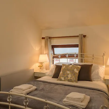 Center - 3 Minutes Walk To The Town Square Apartment Galway